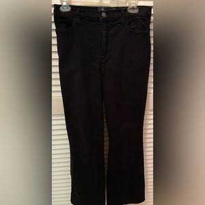 Women’s NYDJ. Black stretch. Size 10P.